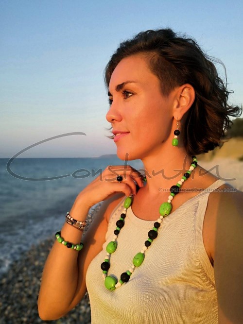 Hand made & colorful. Beaded jewelry set of necklace, bracelet and matching earrings.