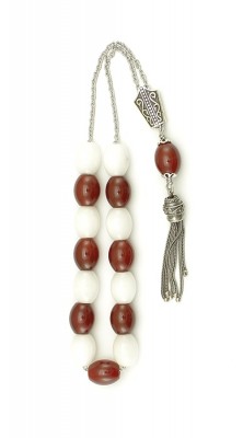 Komboloi for daily use, made of natural Quartzite and Carnelian gemstones.